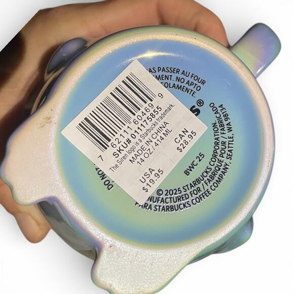 Starbucks Holiday 2025 Iridescent Ice-Blue Penguin Ceramic Mug w Beanie Lid 14oz - Picture 6 of 6